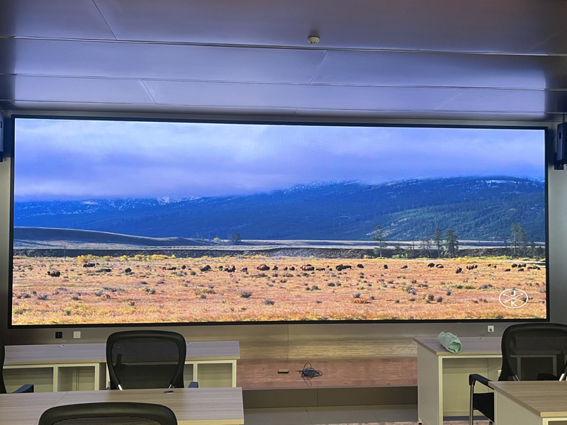 吉大軟件學院展廳會議室項目（P2.5-SMD 18.66m2）.JPG